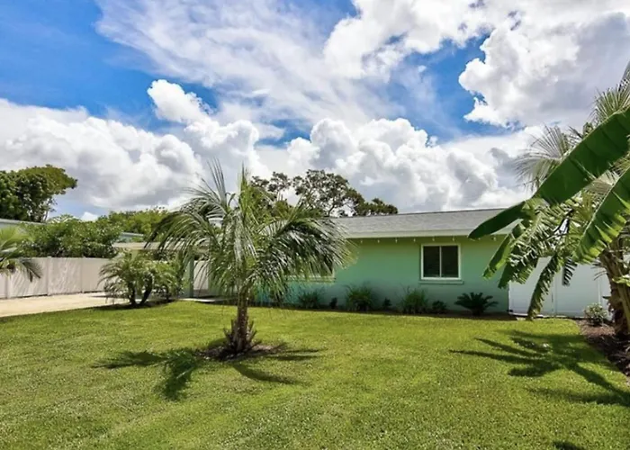 Casa Verde Sarasota Retreat